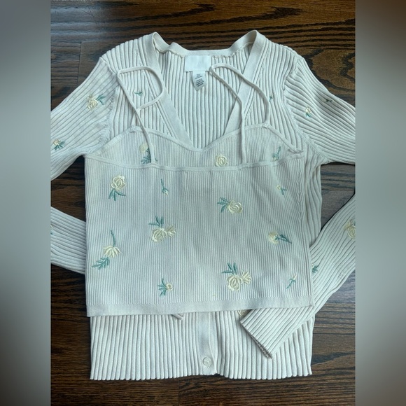 H&M RIBBED CARDIGAN AND CROP TOP WITH EMBROIDERY Sz. M ivory Y2K style - Picture 6 of 8